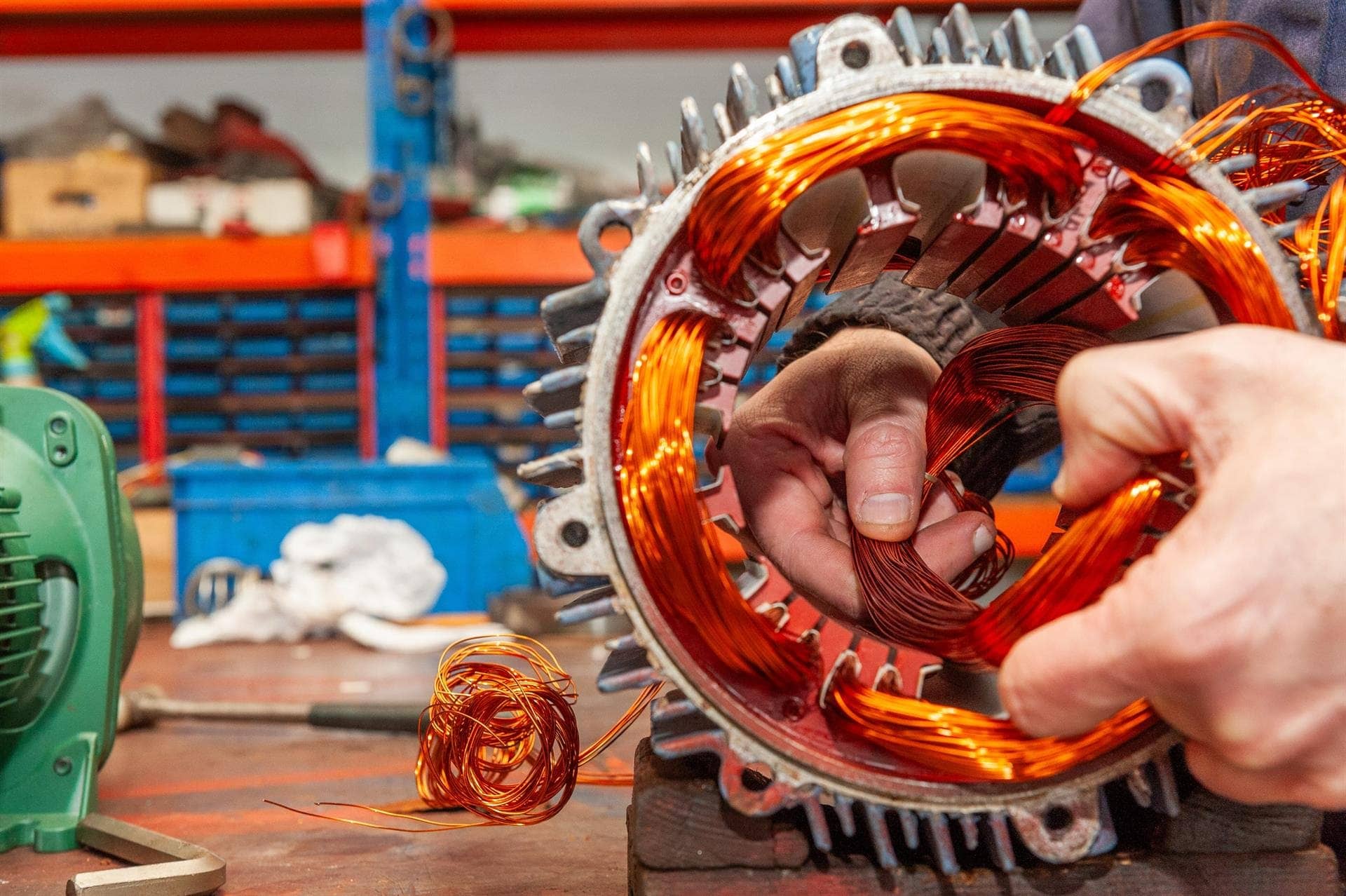 Mantención y reparación de equipos de transmisión y bomba